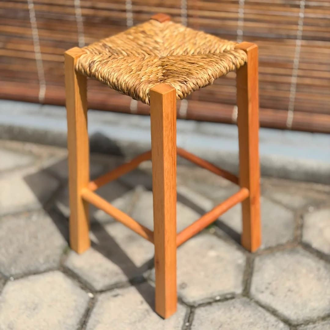 Banqueta simples Taboa