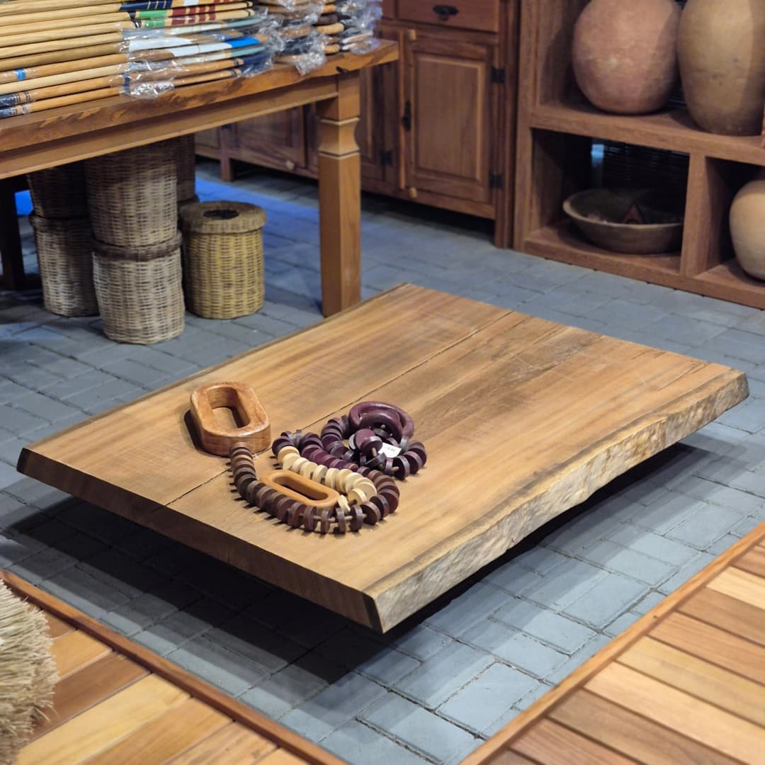 Mesa de centro Pequiá