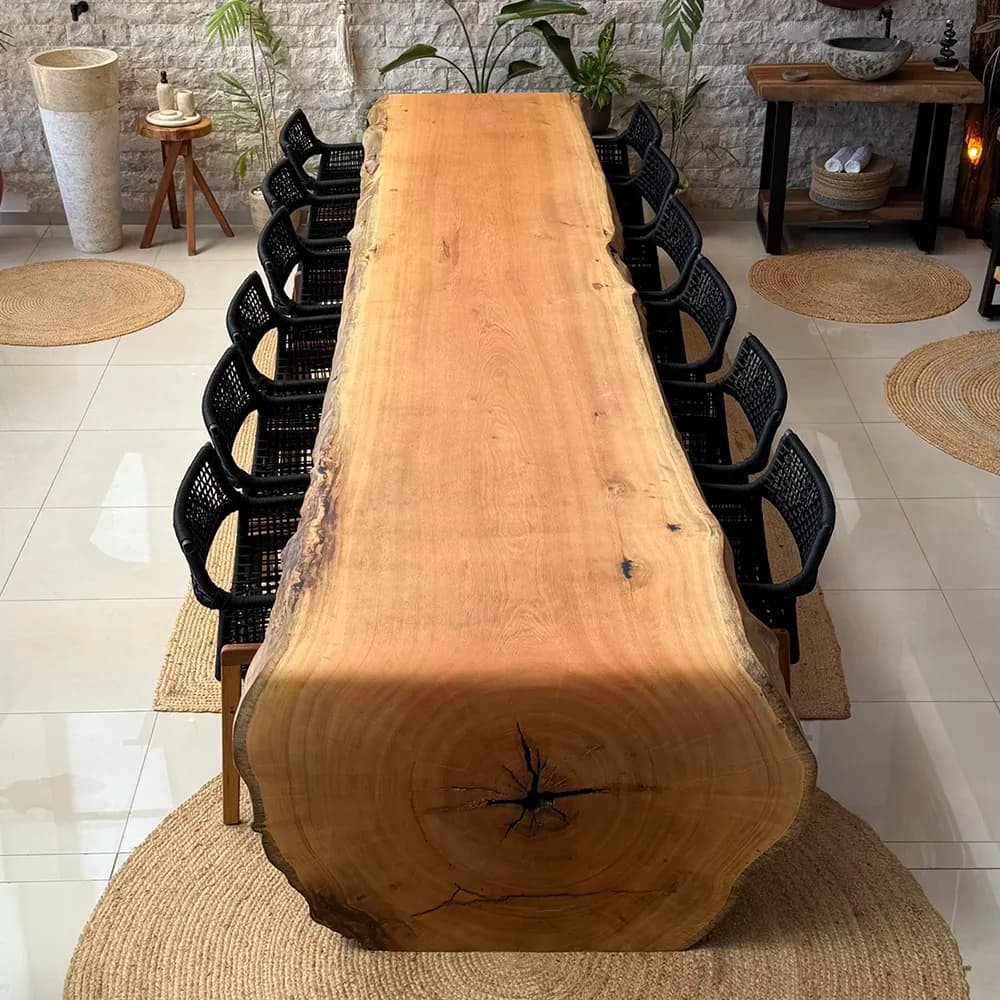mesa_de_jantar_cascata_em_madeira_macia_pequi_pret_4_20251230154923_75344e9a8576.webp