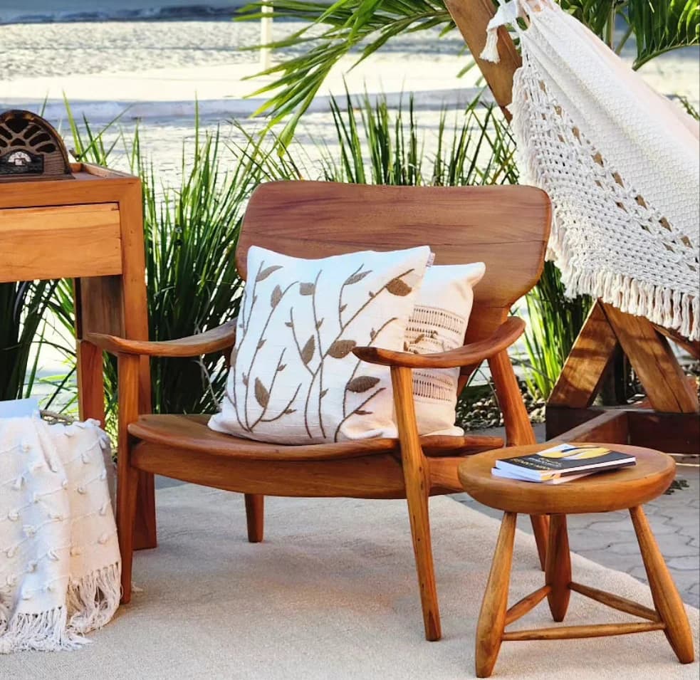 Poltrona Diz - Sergio Rodrigues (Releitura)