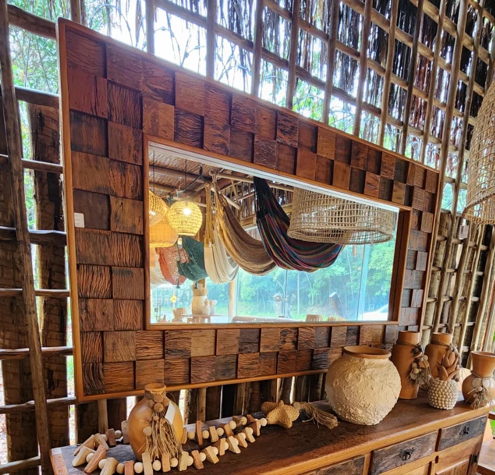 Espelho c/ Moldura Madeira