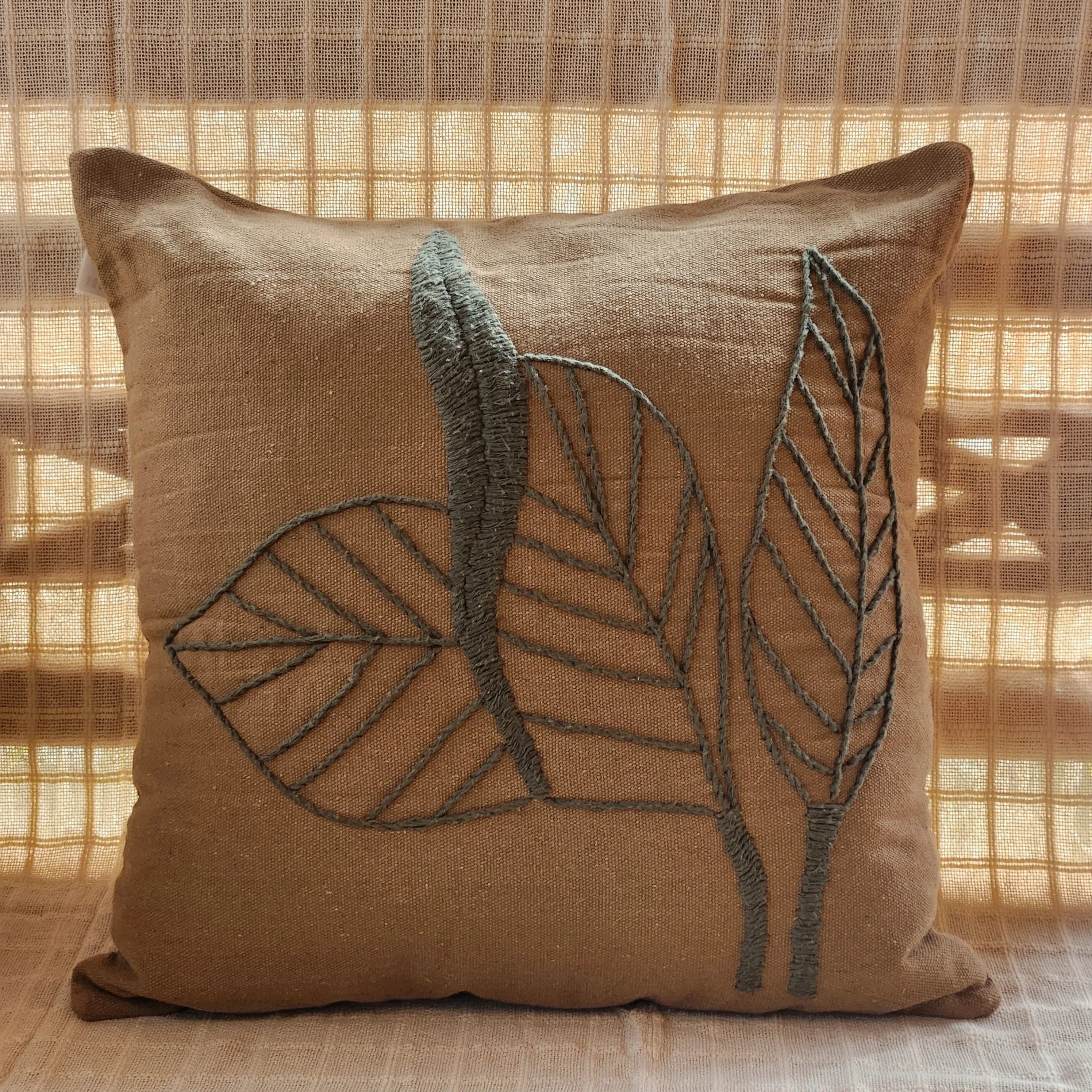 Capa de Almofada Bordado Botânica 50x50.