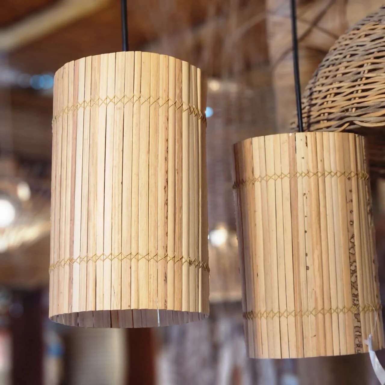 Luminária Tubo Dendê